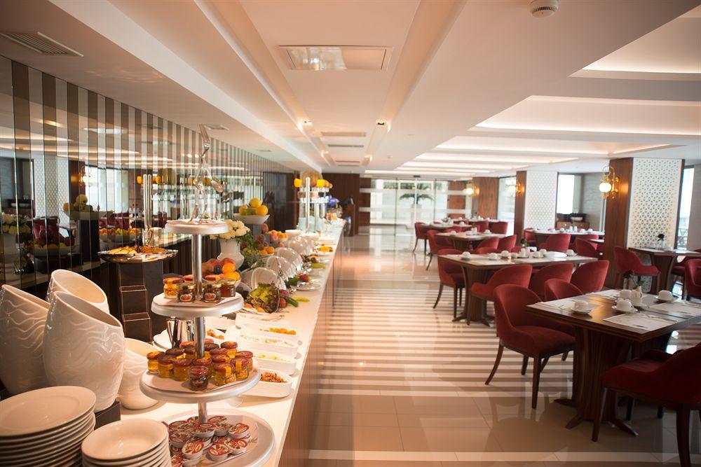 Vogue Hotel Supreme Istanbul Exterior photo The restaurant