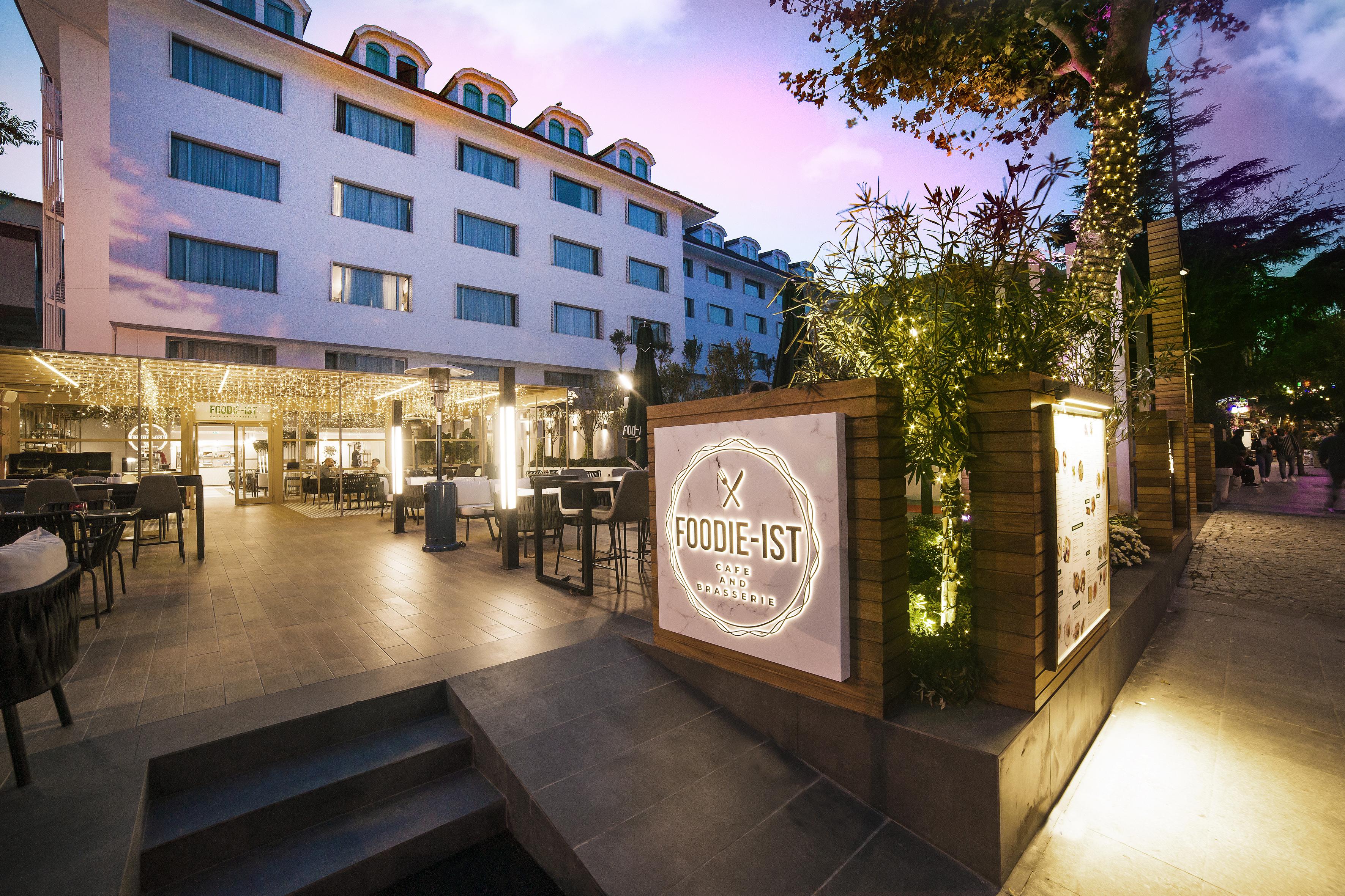 Vogue Hotel Supreme Istanbul Exterior photo Foodie-1st